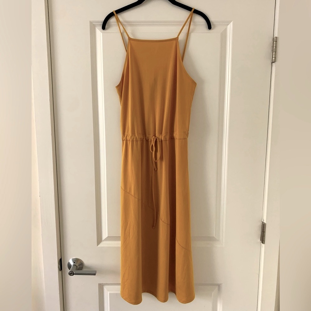 NWT Zara midi dress